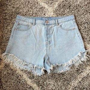 Wild Fable Light Wash Frayed Hem Jean Shorts